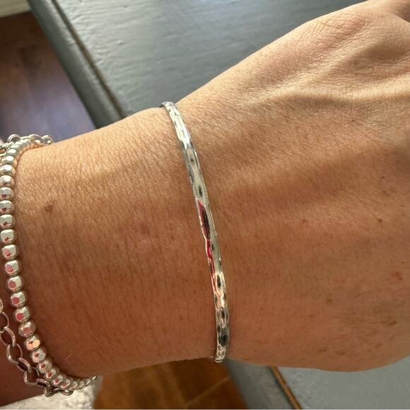 925 Hammered Sterling Silver Bangle Bracelet - Picture 3 of 7